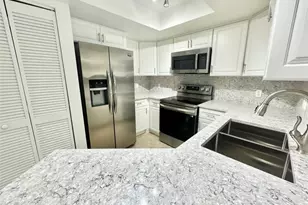 2005 SE 10th Ave, Fort Lauderdale, FL 33316 - Photo 8