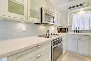 2508 Bay Dr, Pompano Beach, FL 33062 - Photo 18