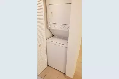 1750 N Bayshore Drive #5205, Miami, FL 33132 - Photo 8