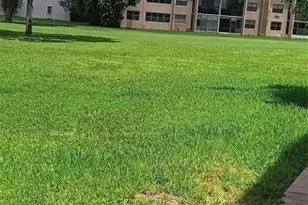 10145 Sunrise Lakes Blvd, Sunrise, FL 33322 - Photo 4