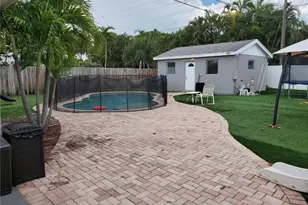 811 S Broadway, Lantana, FL 33462 - Photo 4