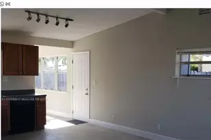 811 S Broadway, Lantana, FL 33462 - Photo 14