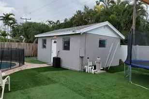 811 S Broadway, Lantana, FL 33462 - Photo 14