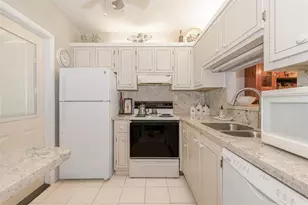 3430 NW 52nd Ave, Lauderdale Lakes, FL 33319 - Photo 10