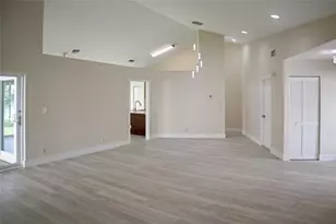 7360 NW 54th St, Lauderhill, FL 33319 - Photo 8