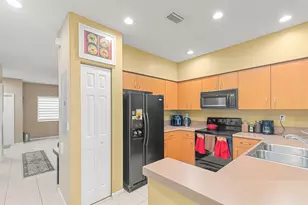 8351 SW 29th St, Miramar, FL 33025 - Photo 10