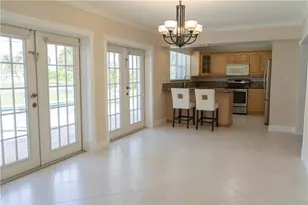 8165 NW 182nd St, Hialeah, FL 33015 - Photo 10