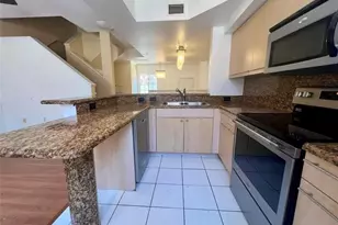 2841 NE 185th St, Miami, FL 33180 - Photo 8