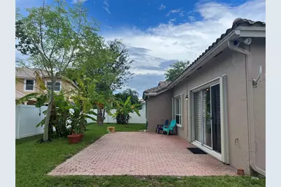 12725 NW 18th Court, Pembroke Pines, FL 33028 - Photo 36