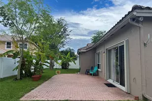 12725 NW 18th Ct, Pembroke Pines, FL 33028 - Photo 36