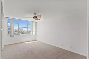 137 Golden Isles Dr, Hallandale Beach, FL 33009 - Photo 62