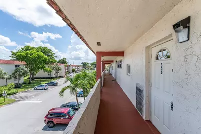 671 S Hollybrook Drive #306, Hollywood, FL 33025 - Photo 18