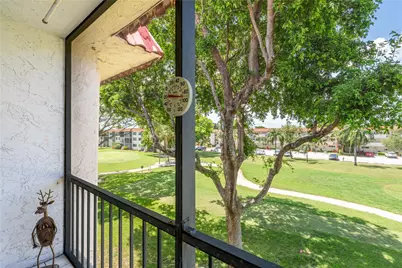 671 S Hollybrook Drive #306, Pembroke Pines, FL 33025 - Photo 16