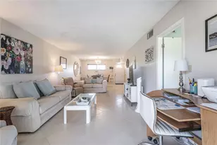 671 S Hollybrook Dr, Pembroke Pines, FL 33025 - Photo 8