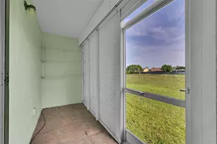 9121 Sunrise Lakes Blvd, Sunrise, FL 33322 - Photo 14