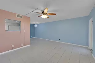 9121 Sunrise Lakes Blvd, Sunrise, FL 33322 - Photo 6