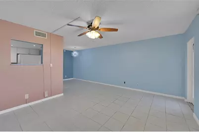 9121 Sunrise Lakes Boulevard #113, Sunrise, FL 33322 - Photo 6