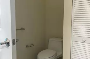 2641 N Flamingo Rd, Sunrise, FL 33323 - Photo 10