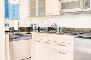 2670 E Sunrise Blvd, Fort Lauderdale, FL 33304 - Photo 8