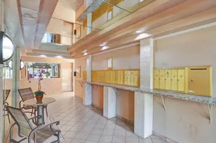 4000 N Hills Dr, Hollywood, FL 33021 - Photo 4