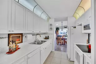 500 Grove Isle Cir Unit, Vero Beach, FL 32962 - Photo 14