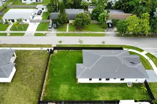 16677 SW 292nd St, Homestead, FL 33033 - Photo 10