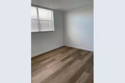 2850 Somerset Drive #404L, Fort Lauderdale, FL 33311 - Photo 6