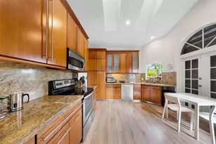 4113 Carriage Dr, Pompano Beach, FL 33069 - Photo 8