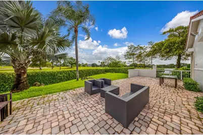 4113 Carriage Drive #Q1, Pompano Beach, FL 33069 - Photo 18