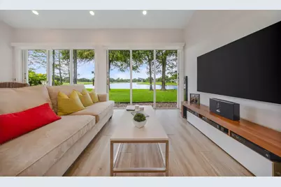 4113 Carriage Drive #Q1, Pompano Beach, FL 33069 - Photo 4