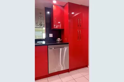 7431 NW 1st Street #308, Margate, FL 33063 - Photo 6