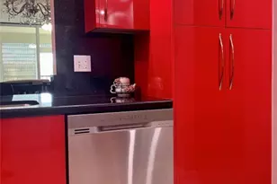 7431 NW 1st St, Margate, FL 33063 - Photo 6