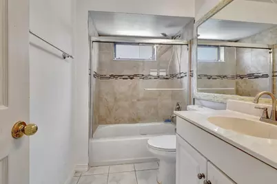 5105 Arbor Glen Circle, Lake Worth, FL 33463 - Photo 16