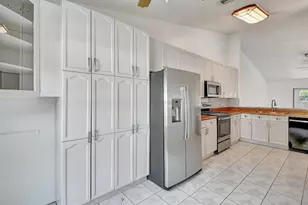 5105 Arbor Glen Cir, Lake Worth, FL 33463 - Photo 4