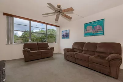 1000 Saint Charles Place #220, Hollywood, FL 33026 - Photo 12