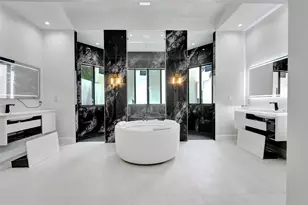 11951 SW 3rd St, Plantation, FL 33325 - Photo 32