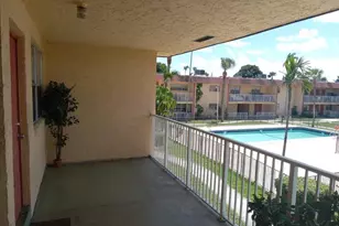 850 E Commercial Blvd, Oakland Park, FL 33334 - Photo 2