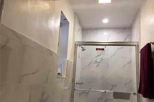 8571 NW 26th St, Sunrise, FL 33322 - Photo 4