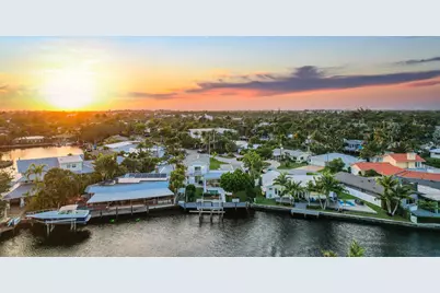 2140 NE 24th Street, Wilton Manors, FL 33305 - Photo 78