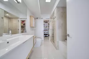 6365 Collins Ave, Miami Beach, FL 33141 - Photo 12