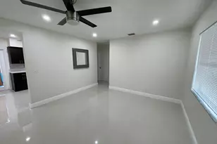 1809 NW 13th Ct, Fort Lauderdale, FL 33311 - Photo 4