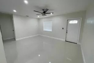 1809 NW 13th Ct, Fort Lauderdale, FL 33311 - Photo 8