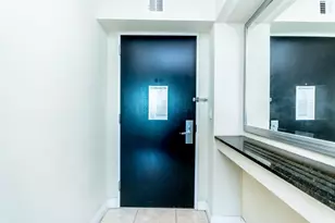 2670 E Sunrise Blvd, Fort Lauderdale, FL 33304 - Photo 8