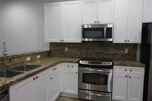 2299 NE 9th Ave, Fort Lauderdale, FL 33305 - Photo 10