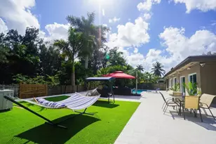 3150 Calle Largo Dr, Hollywood, FL 33021 - Photo 16