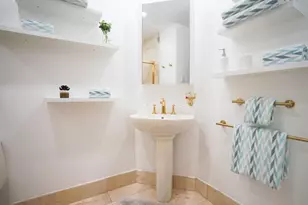 3150 Calle Largo Dr, Hollywood, FL 33021 - Photo 12