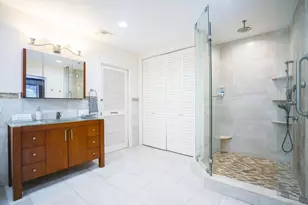 3150 Calle Largo Dr, Hollywood, FL 33021 - Photo 10