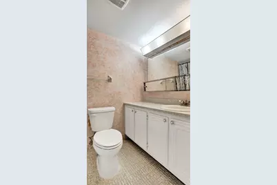 32 Colonial Club Drive #202, Boynton Beach, FL 33435 - Photo 26