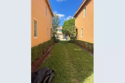 5769 Monterra Club Drive, Lake Worth Beach, FL 33463 - Photo 30
