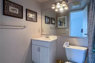 4035 Cambridge B, Deerfield Beach, FL 33442 - Photo 10